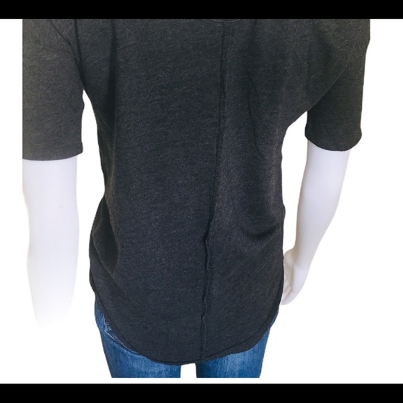 UNDER ARMOUR Tee/Top With Cap Sleeves Charcoal Grey Size Small - Picture 3 of 12